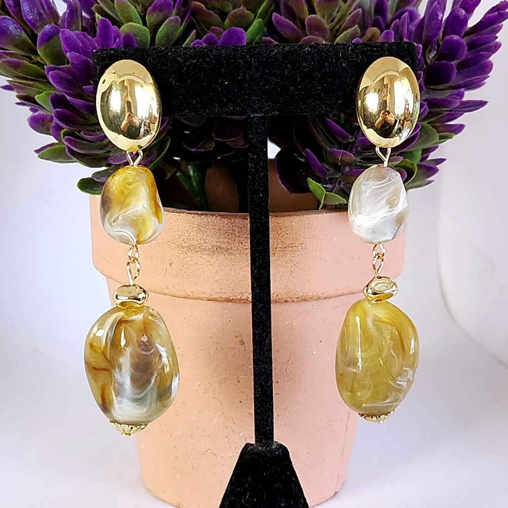 Gold Tone Marbled Amber Resin Clip On Drop Dangle Statement Earrings 2.75"